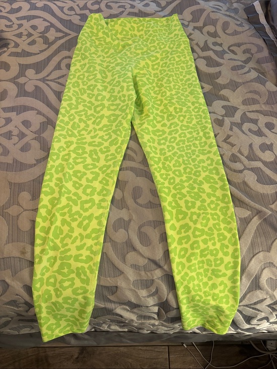Beach Riot Pants - Beach Riot Neon Lime Leopard-Print Leggings